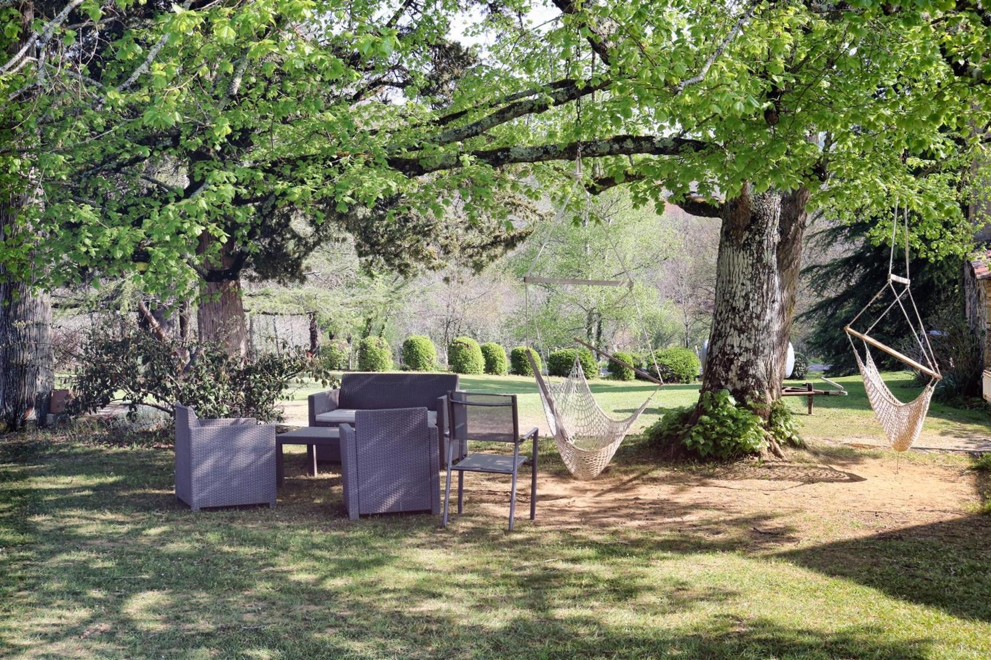 Domaine De Cournet Haut, A 17Th Century Property Set On A Calm, Idyllic Domain With Pool, Tennis, Bikes And More Les Vauries Exterior photo
