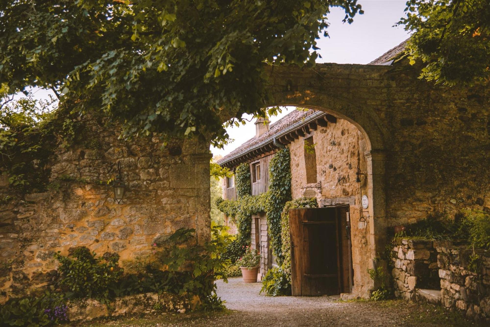 Domaine De Cournet Haut, A 17Th Century Property Set On A Calm, Idyllic Domain With Pool, Tennis, Bikes And More Les Vauries Exterior photo
